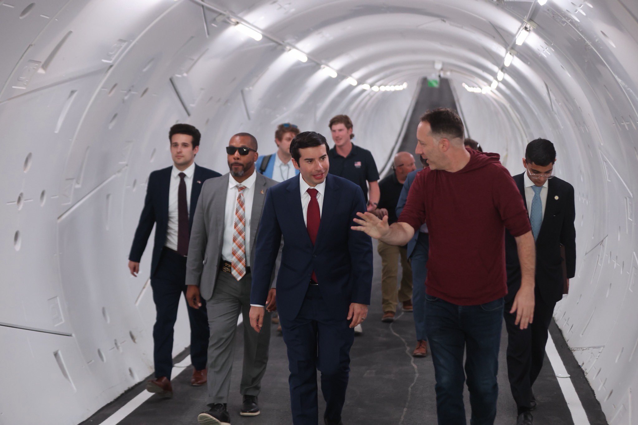 Boring Company thanks Labor Secretary Sonderling for Vegas Loop visit
